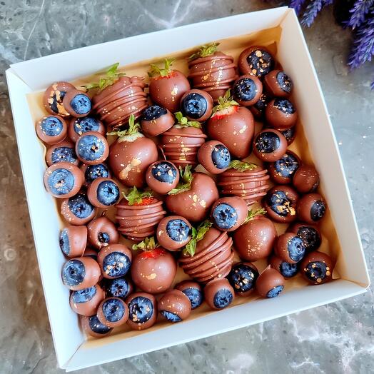 Голубика+клубника в шоколаде+ + подарок от Vivienne Sabo — румяна MACARON — фото 1