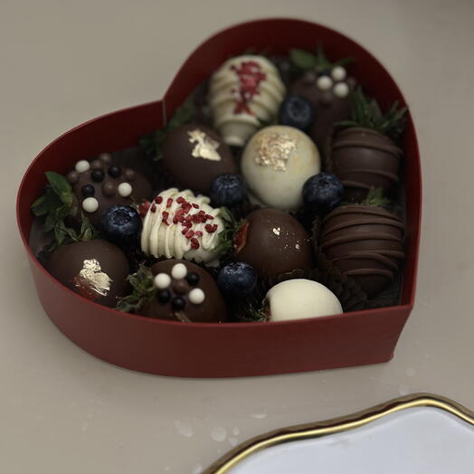 Клубника в шоколаде «Chocolate night» — фото 1