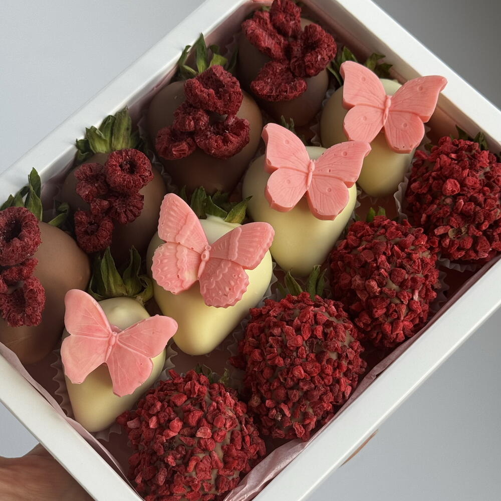 Набор клубника в шоколаде для неё + подарок от Vivienne Sabo — румяна MACARON — фото 5