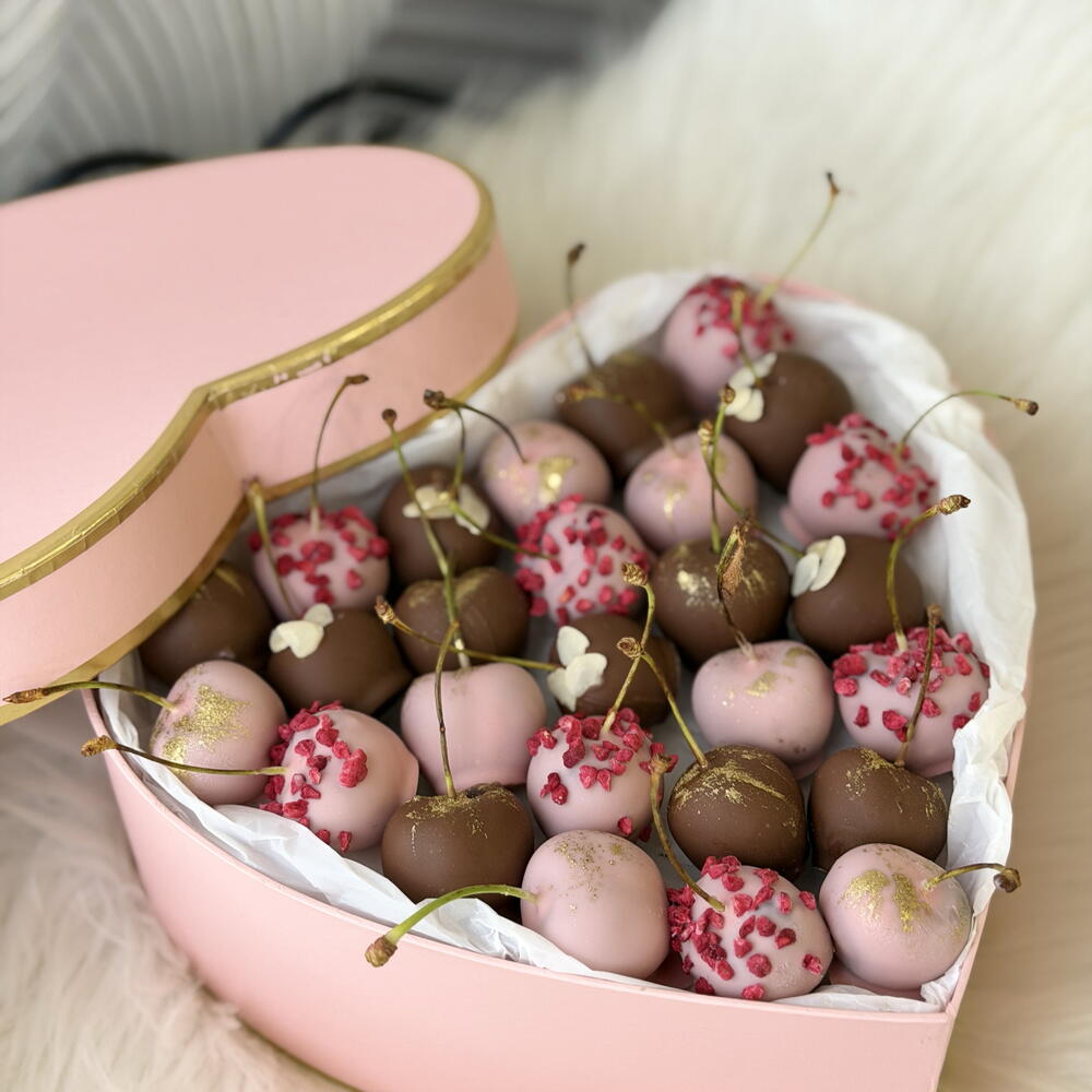 Chocolate Cherry Love Box Черешня в шоколаде (25 шт.) — фото 8