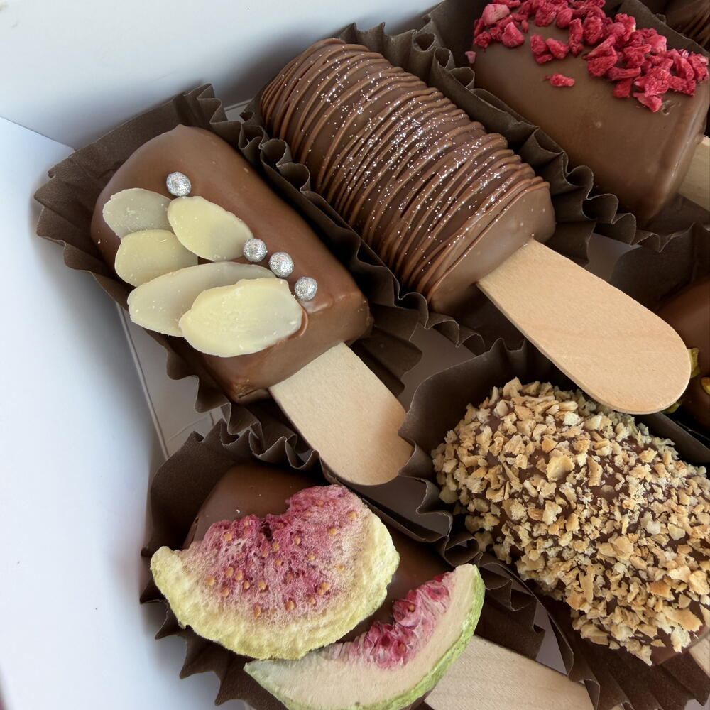 Бананы в молочном шоколаде с посыпками. Подарок маме — фото 3