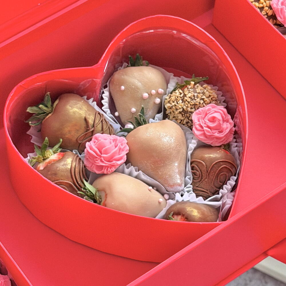 Клубника в шоколаде в коробке I love you. Подарок любимой девушке, жене. Признание "Я тебя люблю" — фото 5