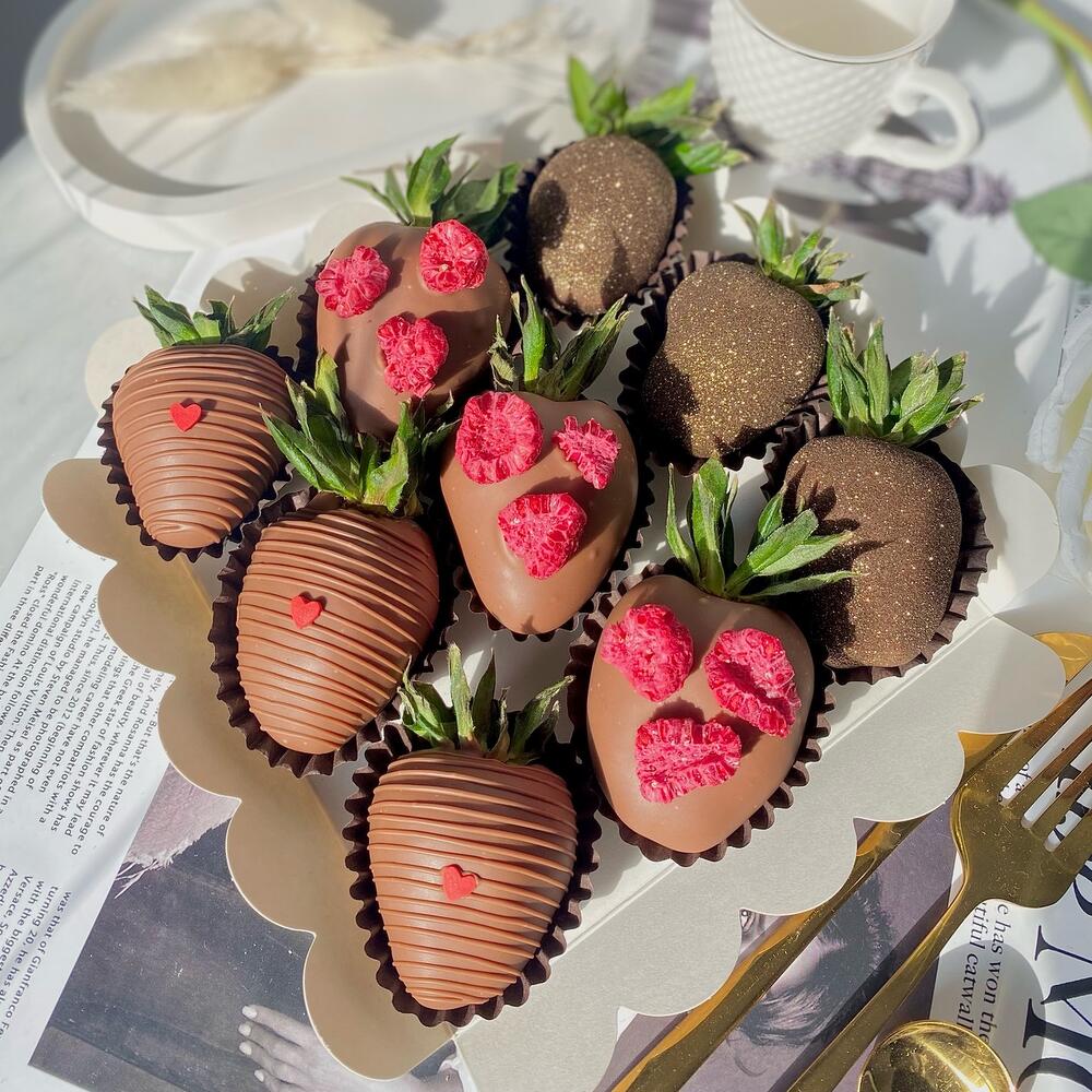 Клубника в шоколаде сияние + подарок от Vivienne Sabo - румяна MACARON — фото 6