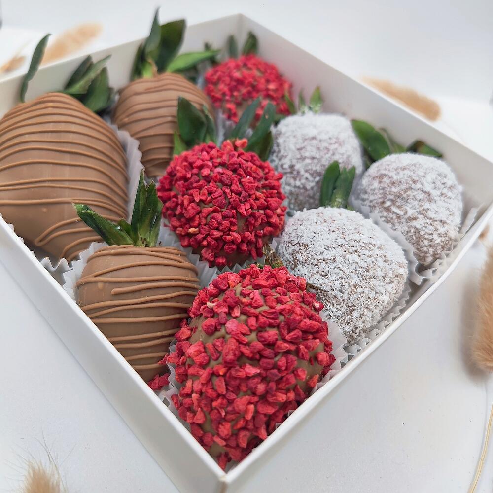 🍓 T03: клубника в шоколаде с малиной и кокосом 9-12 ягод — фото 6