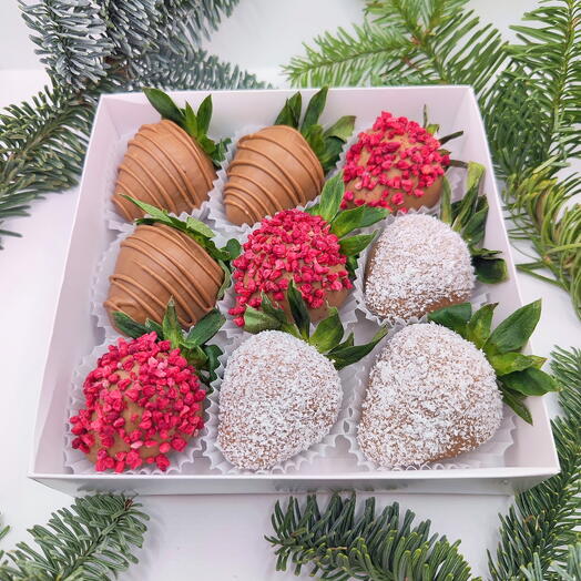 🍓 T03: клубника в шоколаде с малиной и кокосом 9-12 ягод — фото 1