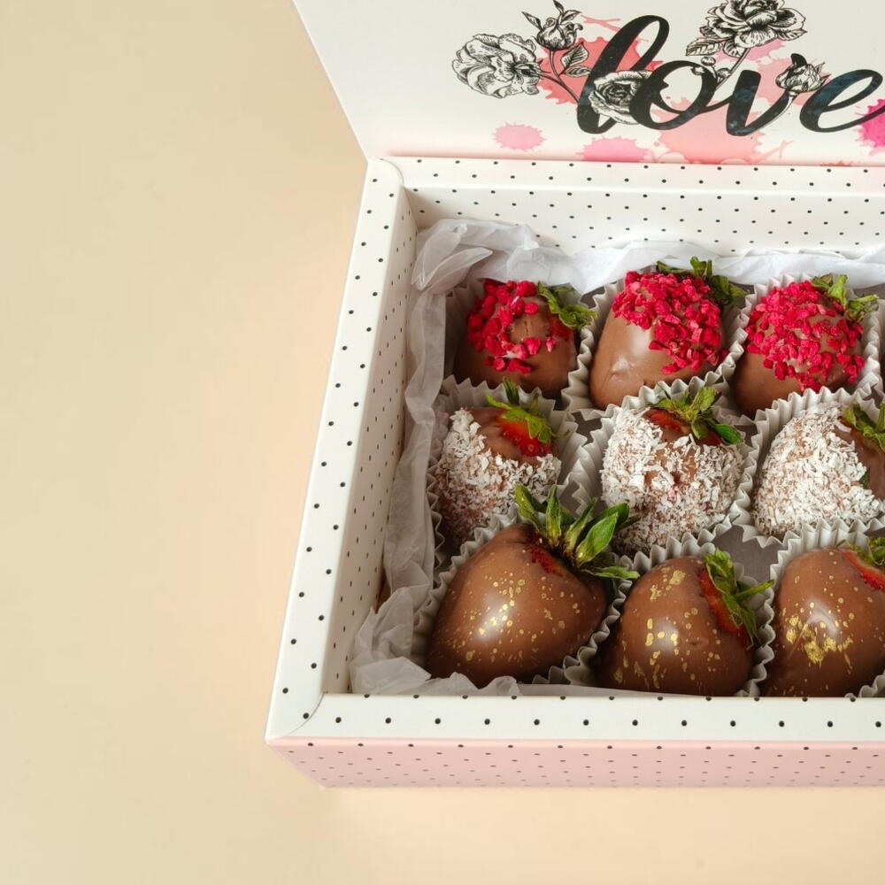 Клубника в шоколаде LOVE подарок маме, бабушке и любимой — фото 3
