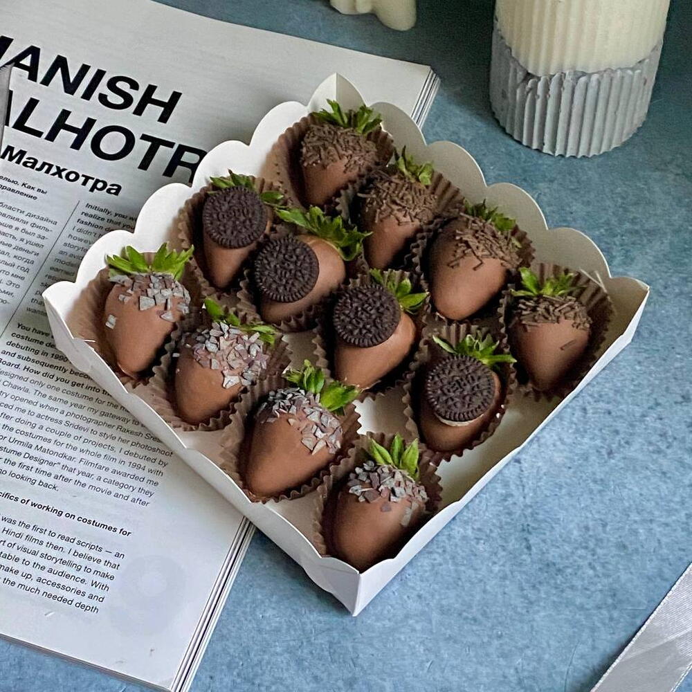Клубника в шоколаде Молочный шоколад  (9-12🍓) — фото 5