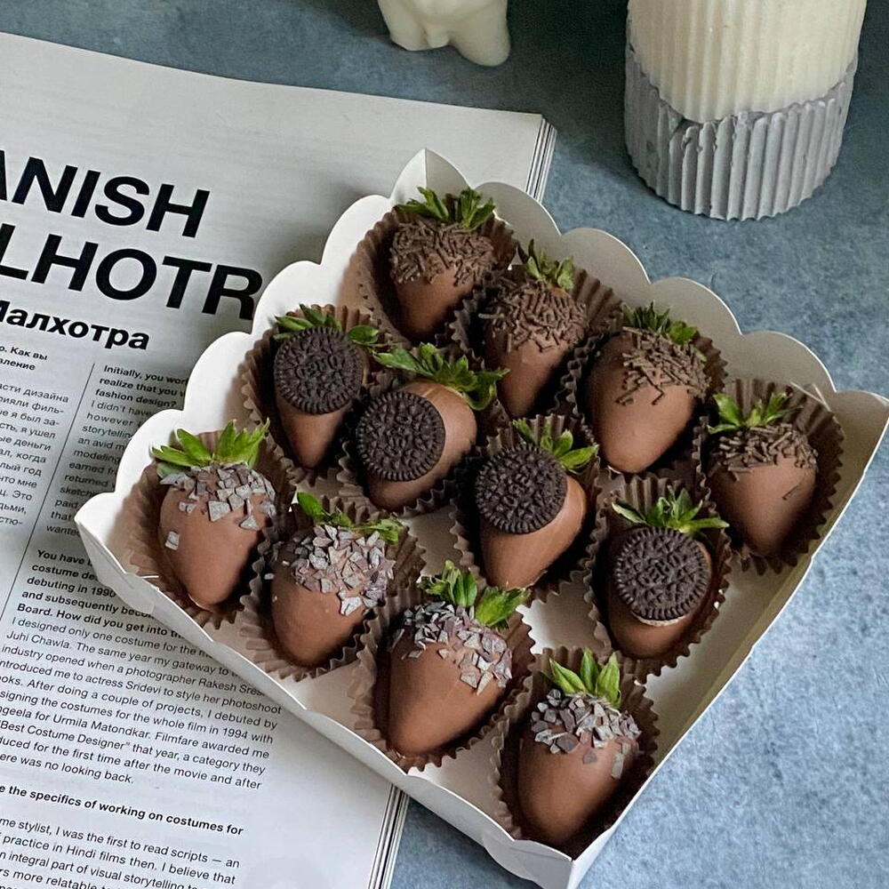 Клубника в шоколаде Молочный шоколад  (9-12🍓) — фото 4