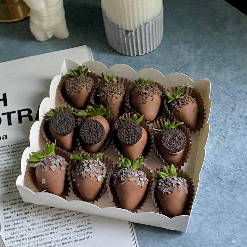 Клубника в шоколаде Молочный шоколад  (9-12🍓) — фото 3