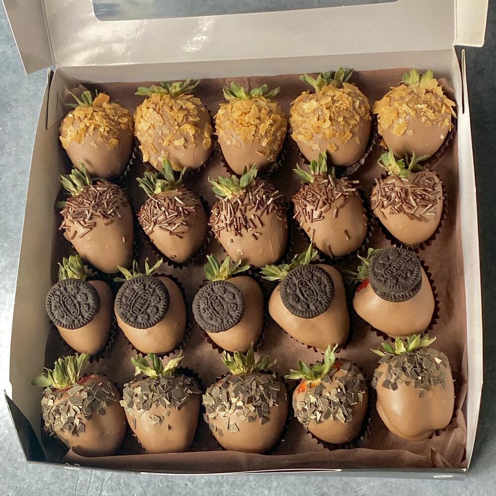 Клубника в шоколаде Лучший подарочный набор (16-20🍓) — фото 6