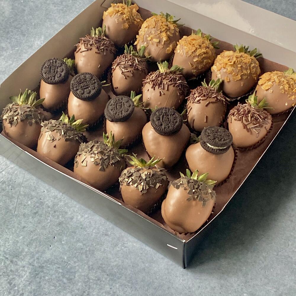 Клубника в шоколаде Лучший подарочный набор (16-20🍓) — фото 7