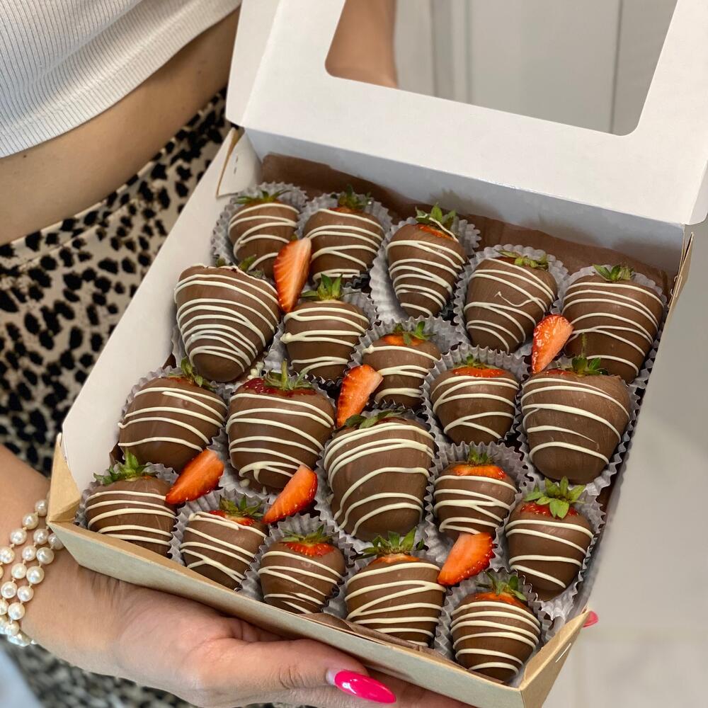 Клубника в шоколаде Подарочный набор  (16-20🍓) — фото 2