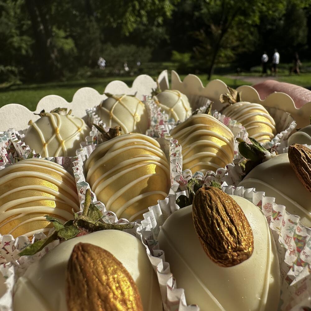 Клубника в шоколаде Подарочный набор  (9-12🍓) — фото 6