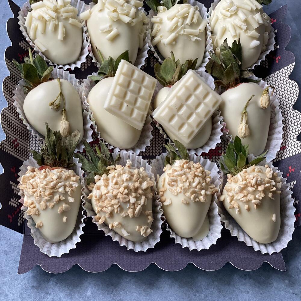 Клубника в шоколаде Подарочный набор Подарок (9-12🍓) — фото 3