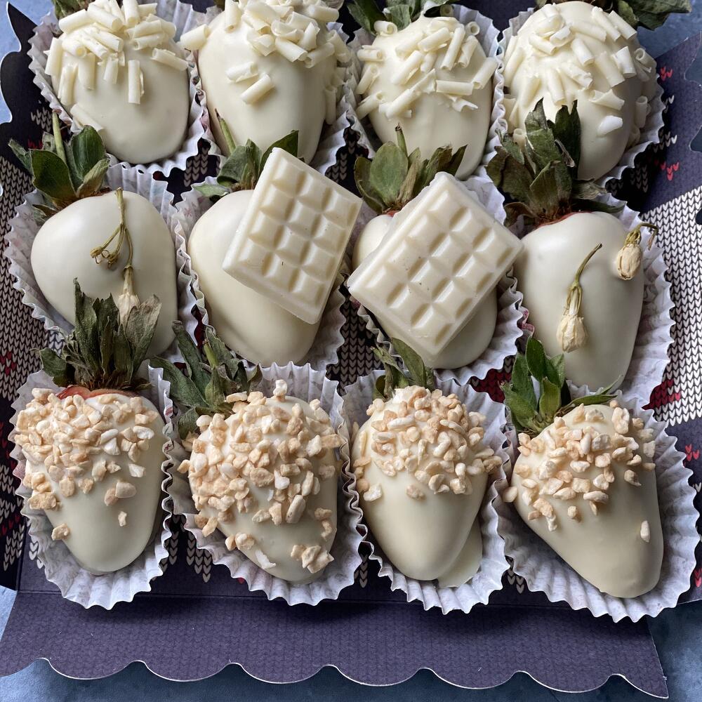 Клубника в шоколаде Подарочный набор Подарок (9-12🍓) — фото 4