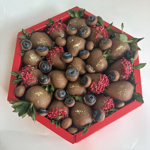 Набор Клубника и голубика в шоколаде — фото 1