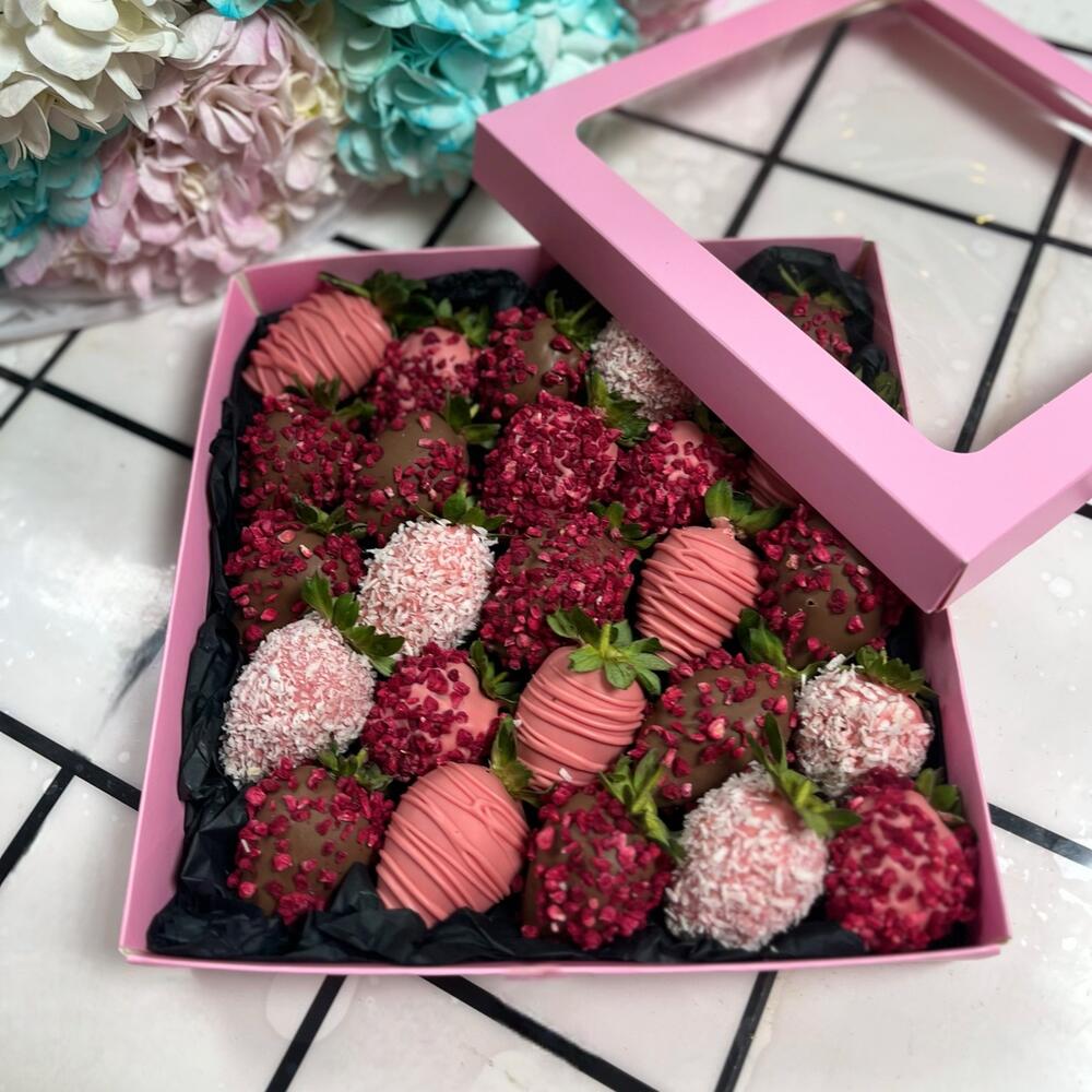 Клубника Pink 🌸25 шт — фото 4