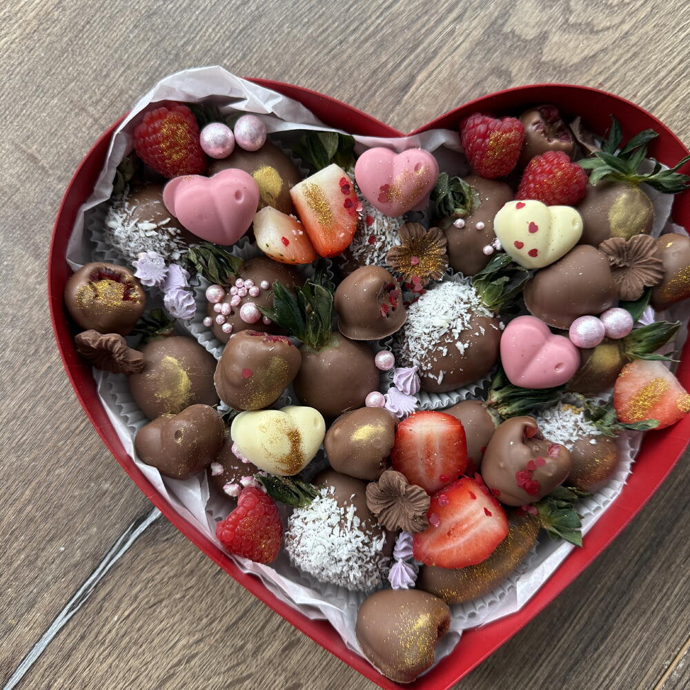 Клубника в шоколаде Love you , 8 марта — фото 5