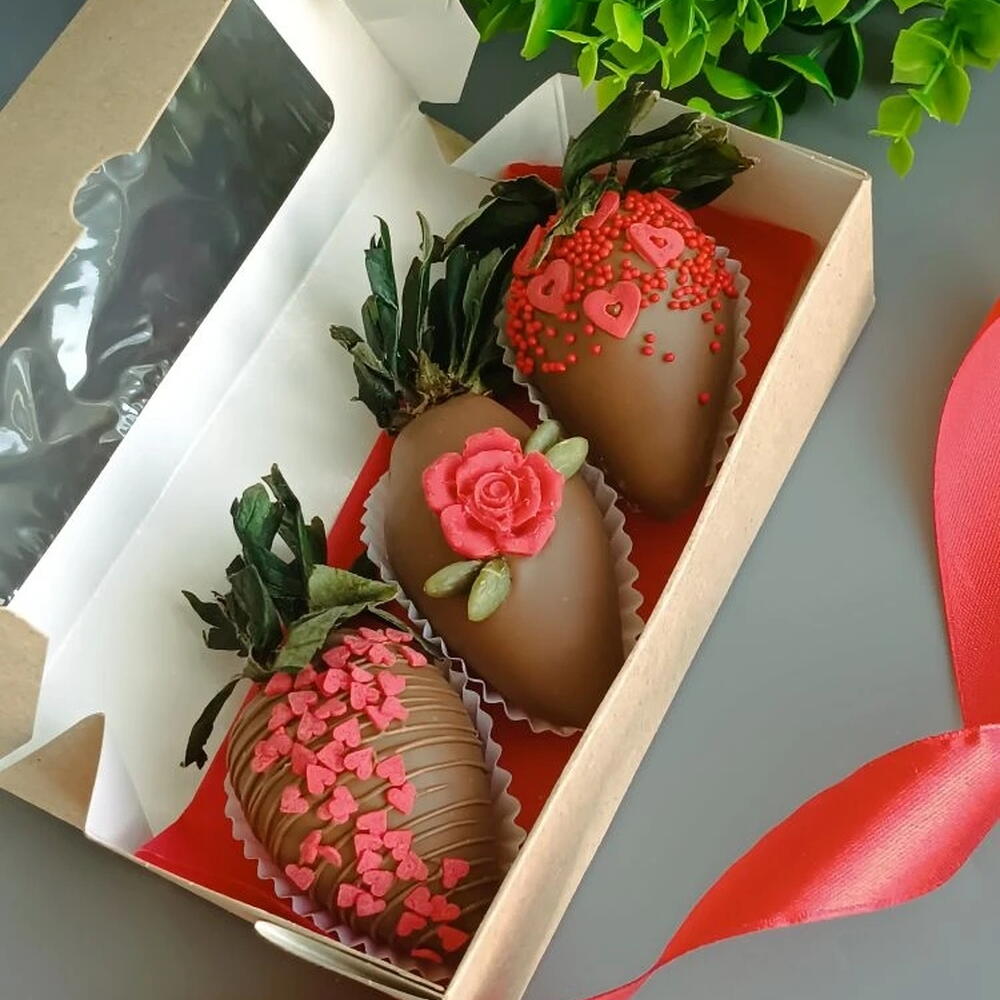 Клубника в шоколаде "3 ягоды🍓" — фото 4