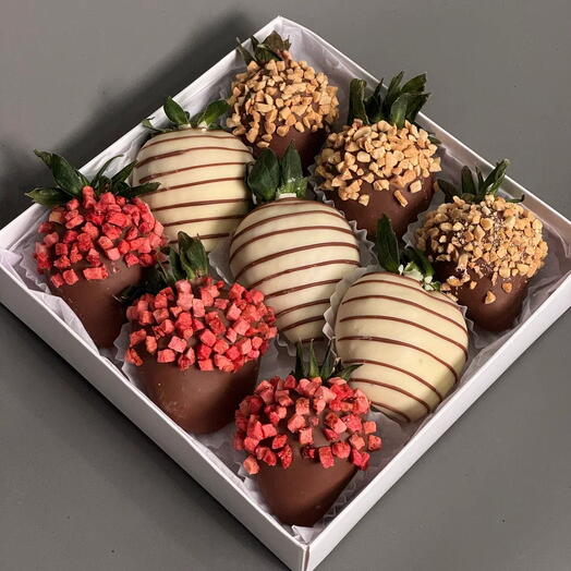 Клубника в шоколаде Nut chocolate 9