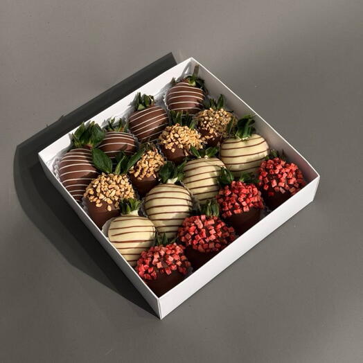 Клубника в шоколаде Nut chocolate 16 — фото 1