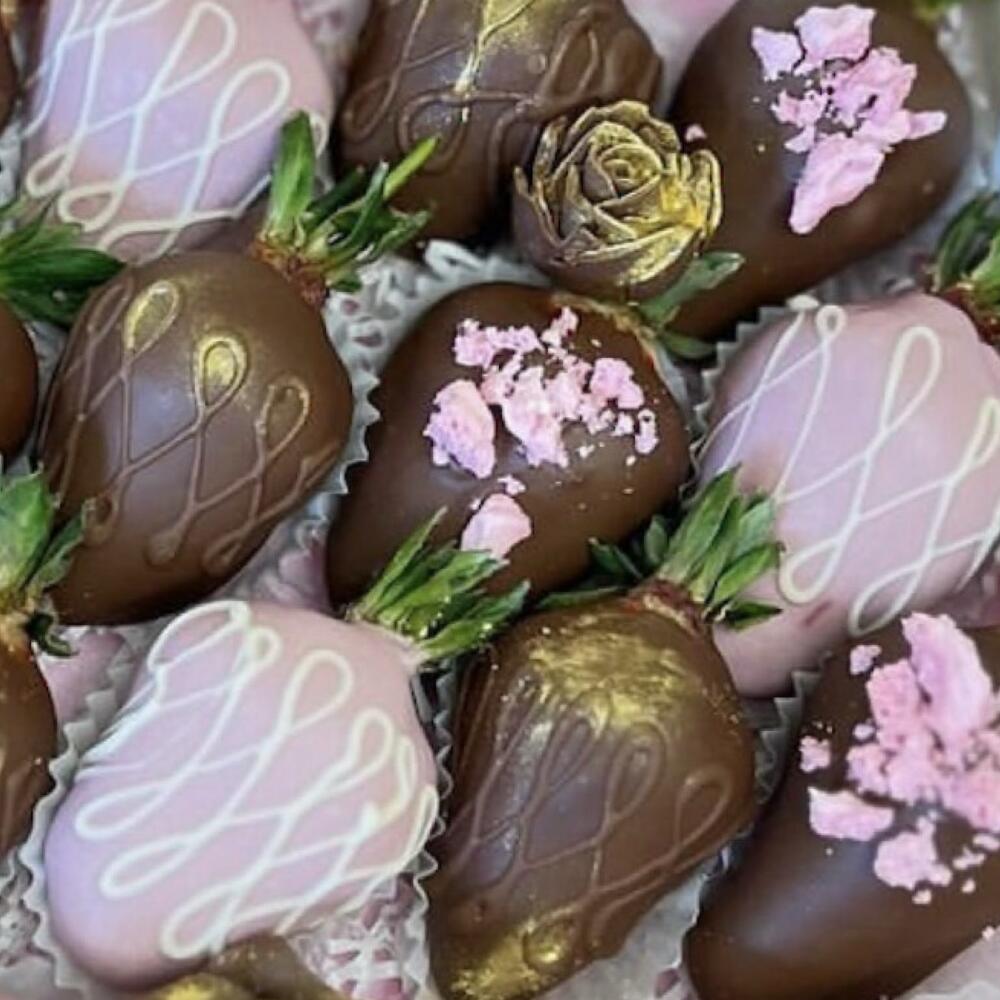 Клубника в шоколаде с цветочками га дена День матери маме 💖Пятигорск Железноводск КМВ и дальше — фото 2