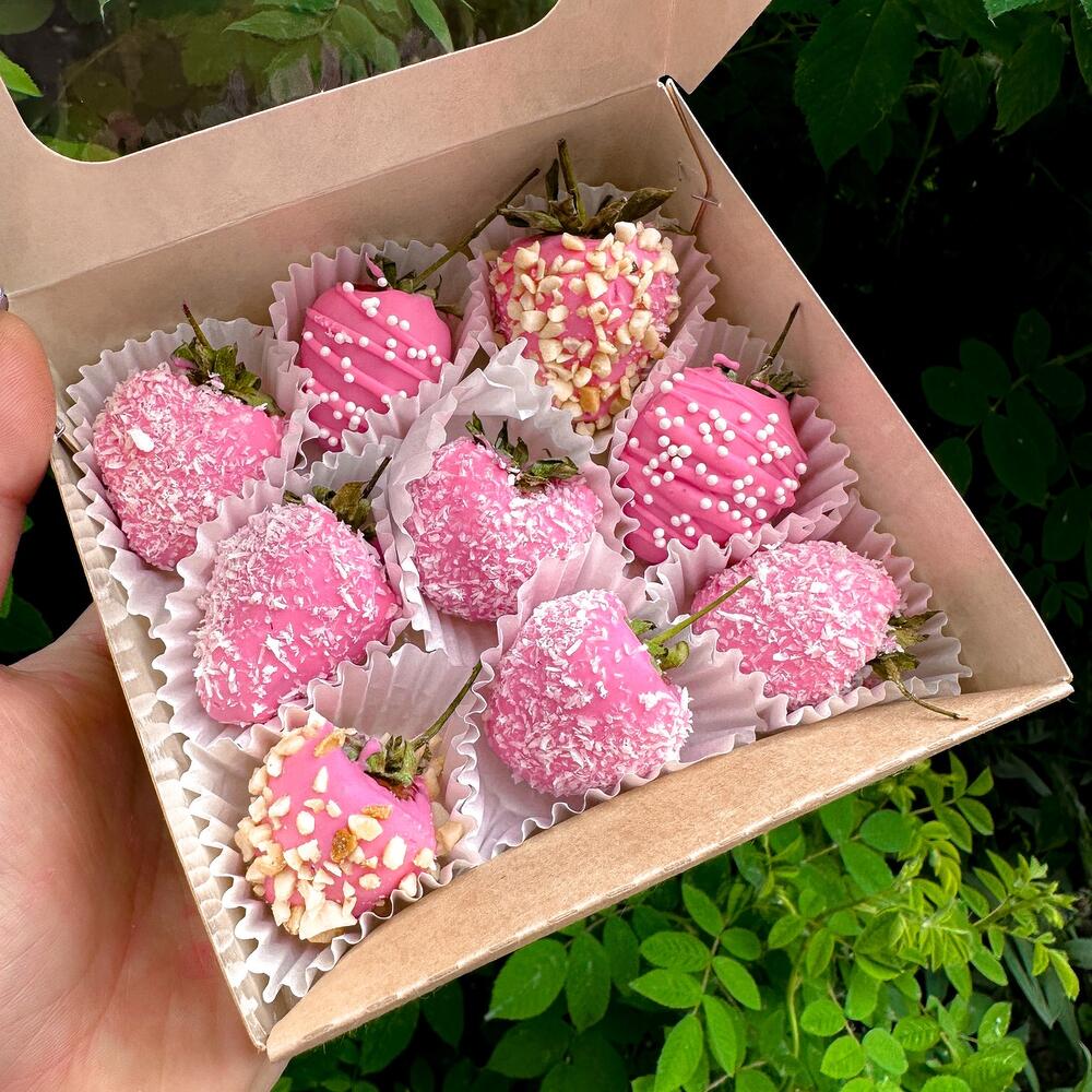 Клубника в шоколаде «Pinky» — фото 4