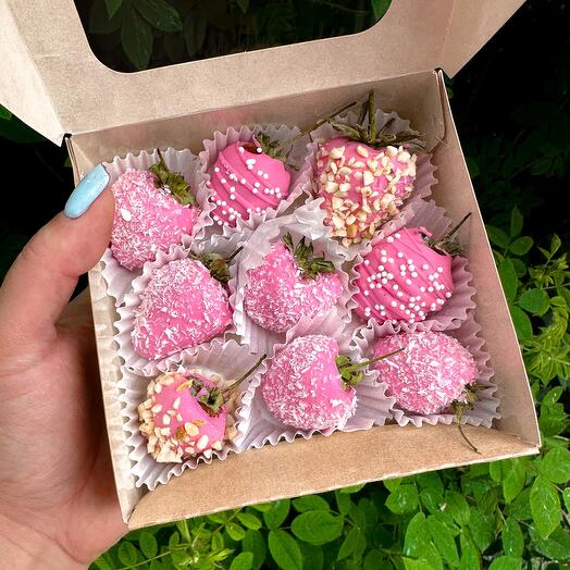 Клубника в шоколаде «Pinky» — фото 1
