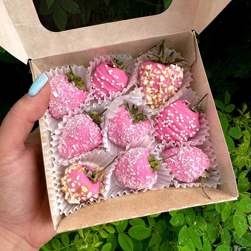 Клубника в шоколаде «Pinky» — фото 3