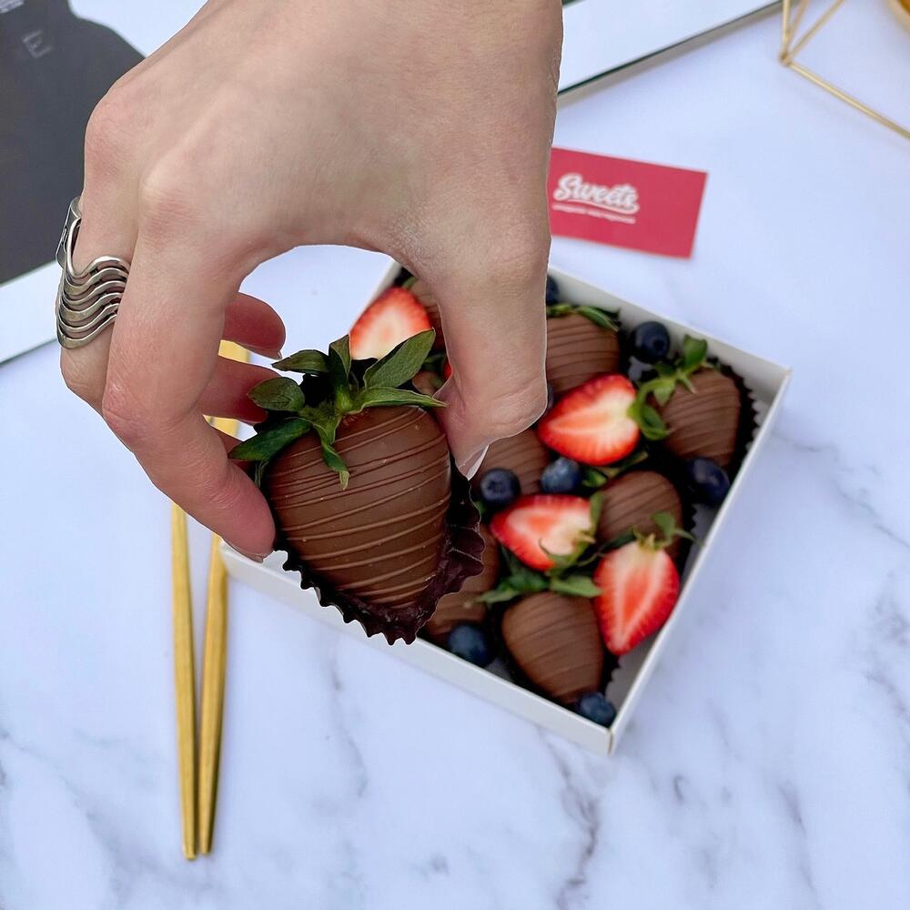 Клубника в шоколаде Berry Day (9-12шт) - Ягодный день — фото 5