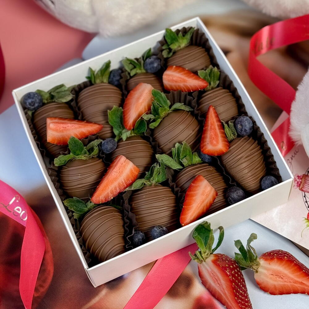 Клубника в шоколаде 9-16 шт. Подарочный набор 1005. Leora-chocolate — фото 3