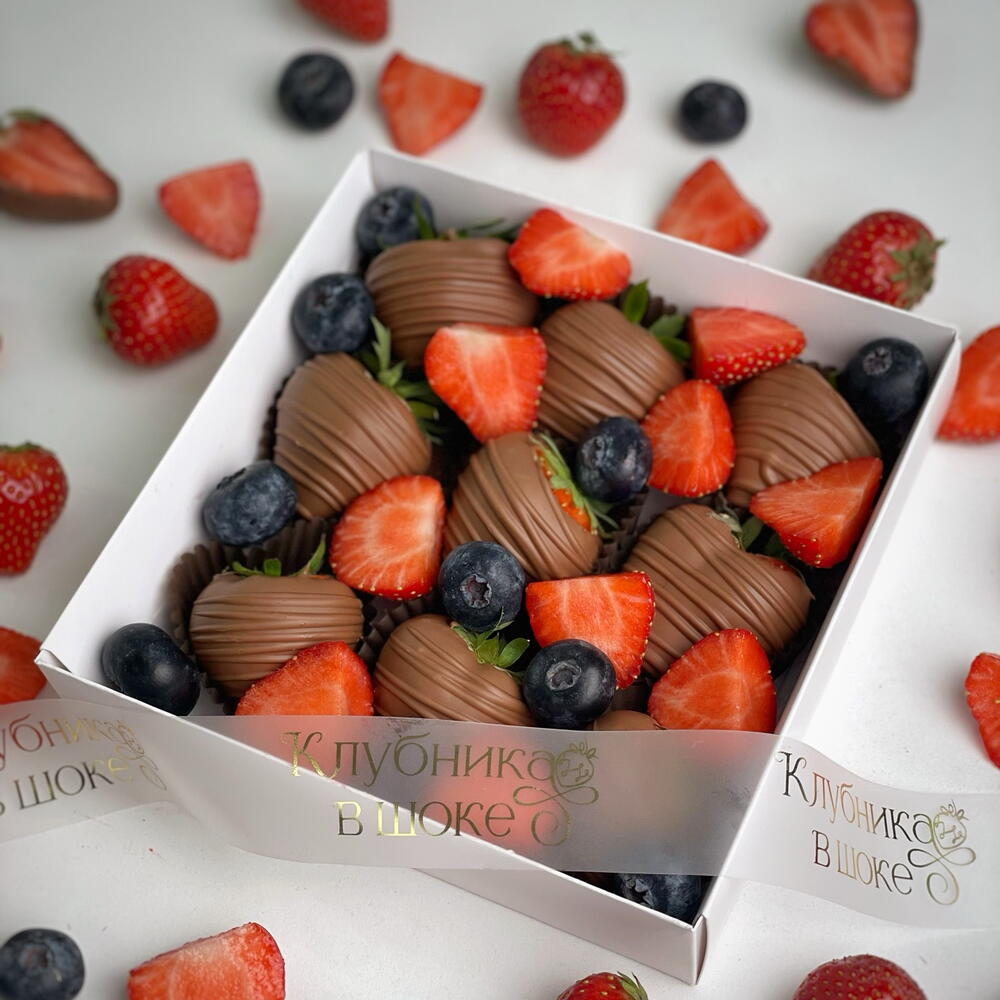 Клубника в шоколаде CLASSIC PREMIUM BERRY, CALLEBAUT(9-16 ягод) — фото 7