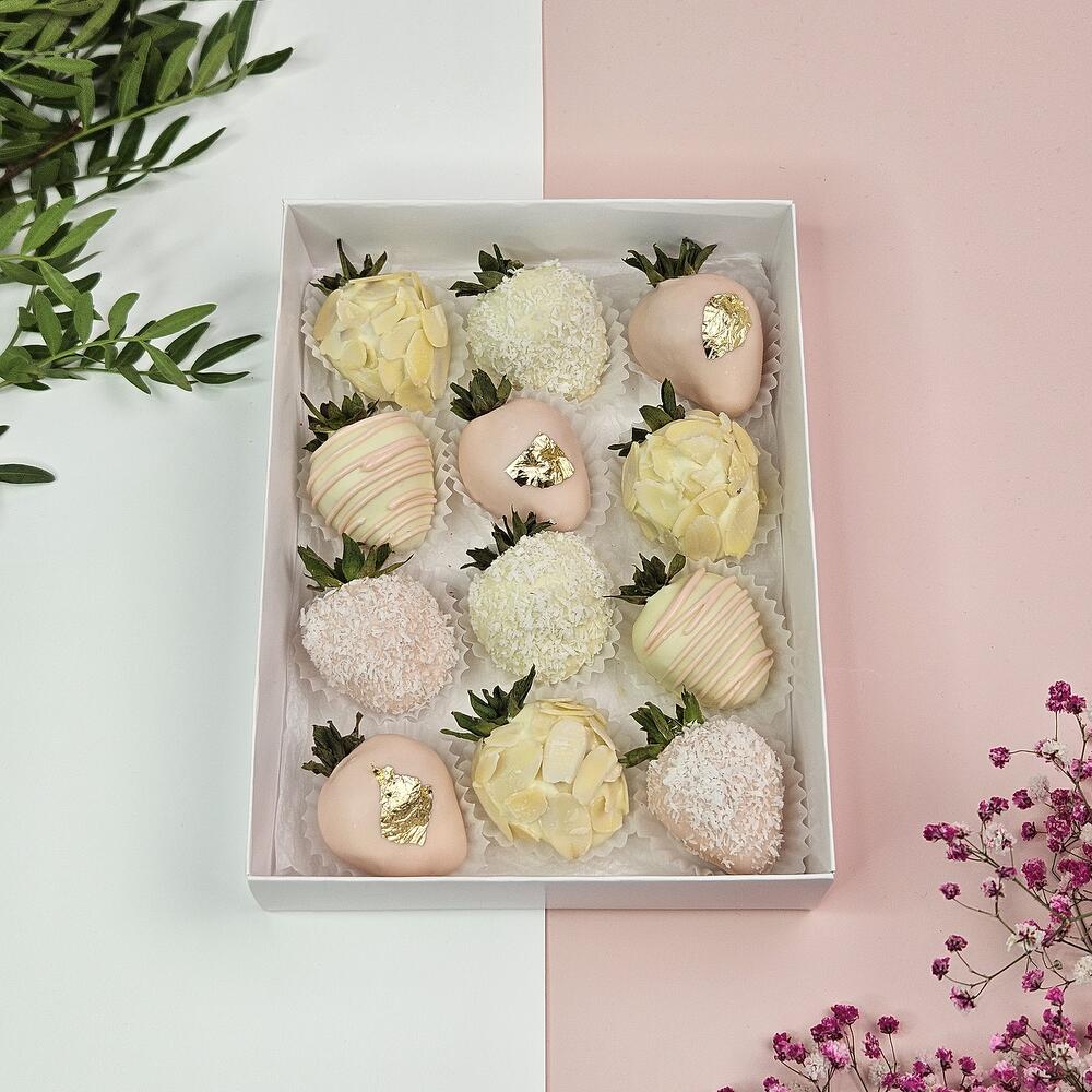 Набор клубники в шоколаде "Bella 12" — фото 5