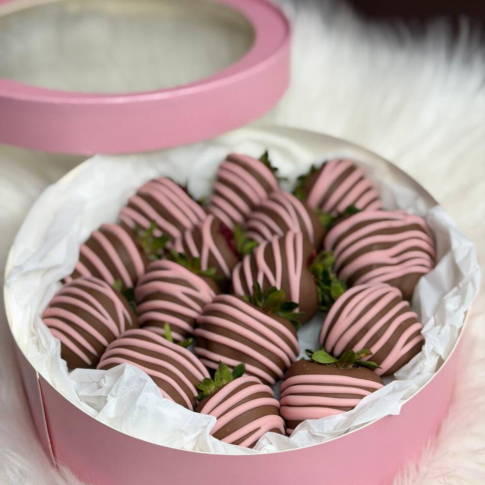 Клубника в шоколаде «Milky Rose Strawberry»(15 шт.) — фото 2
