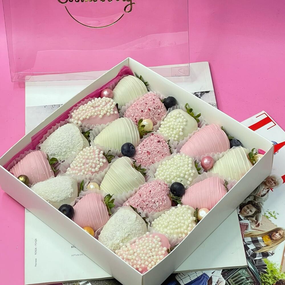 Клубника в шоколаде (20-30 ягод) «Chocolate Berry Bliss»день рождения,подарок папе,маме,родным,знакомым — фото 6