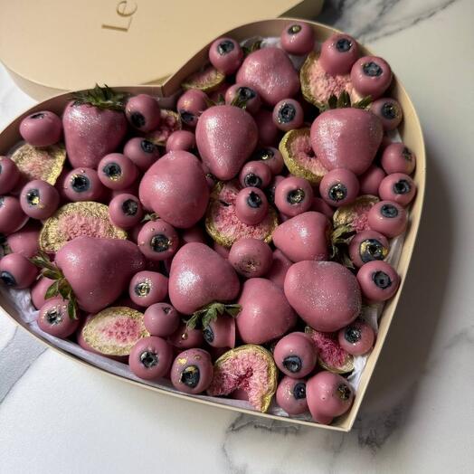 Heart of berries — фото 1