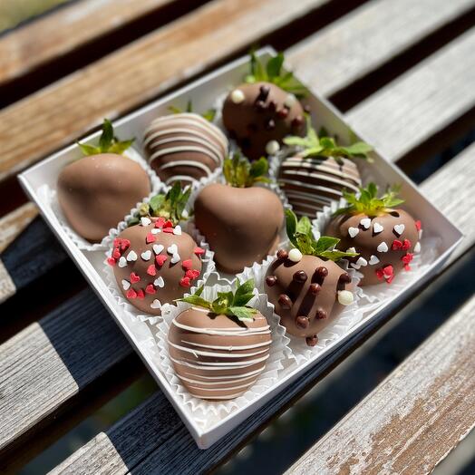 Клубника в шоколаде, 9-12 ягод "ХИТ СЕЗОНА" — фото 1
