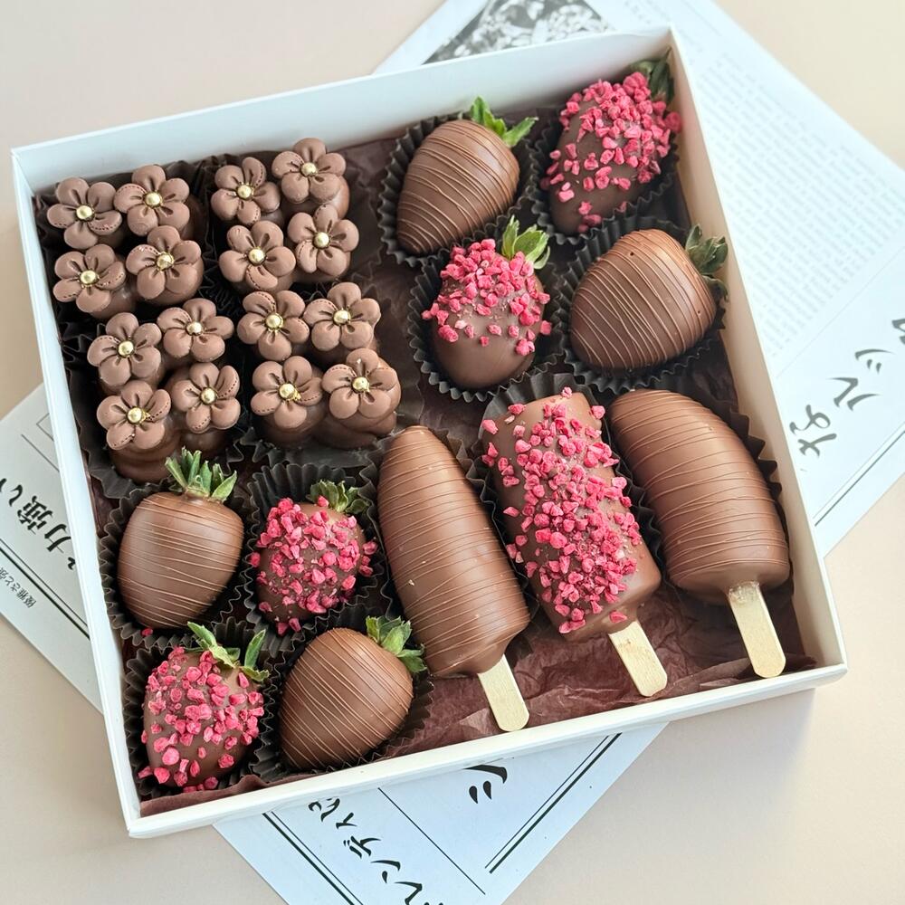 Набор комбо клубника, голубика и бананы в шоколаде 🍓🫐🍌🍫 — фото 7