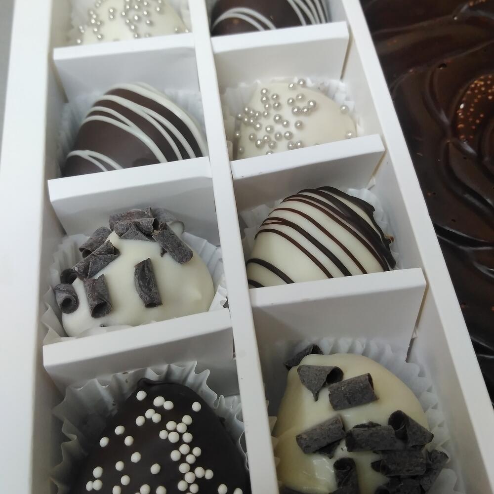Клубника в шоколаде сет "Роза чайная"(6-8шт) — фото 5