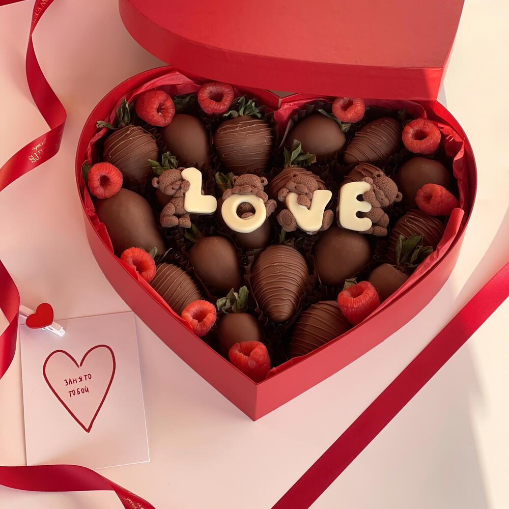 Клубника в шоколаде с шоколадными мишками «Love»/ подарок любимой девушке 14 февраля — фото 6