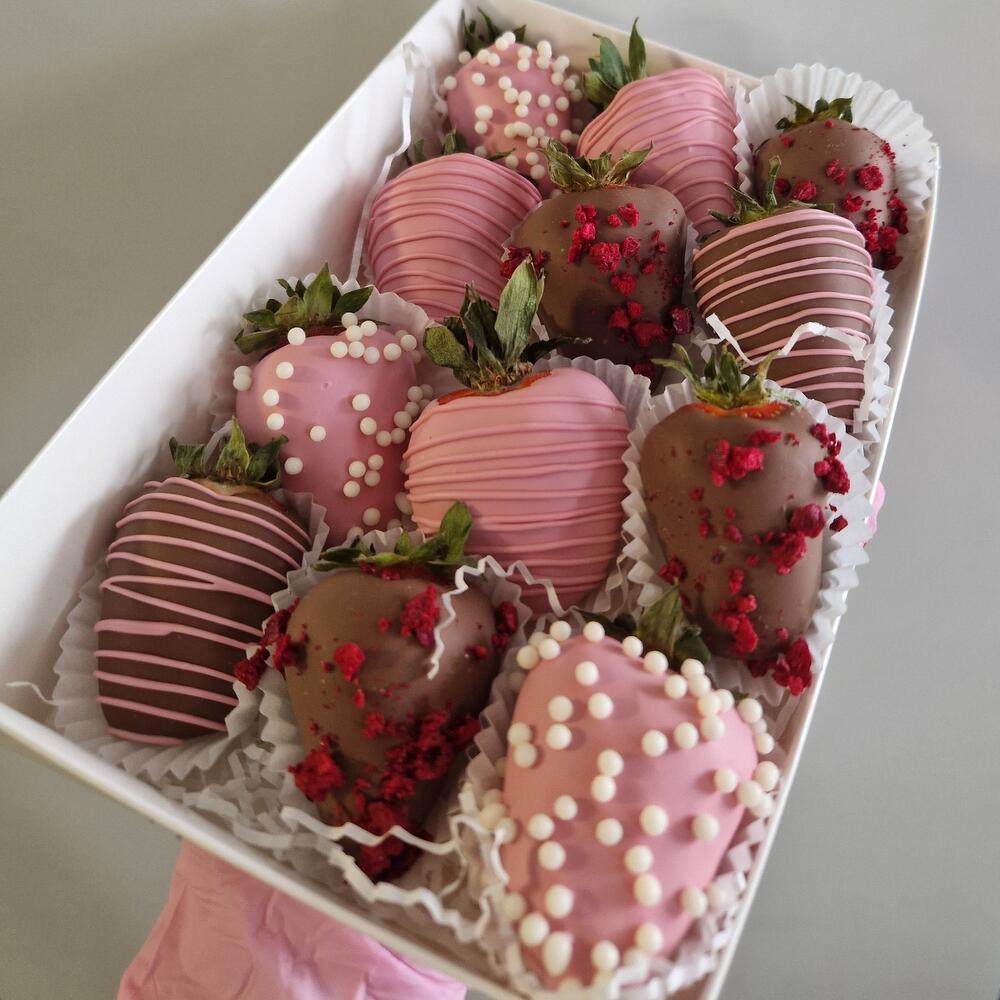 Клубника в шоколаде 🍫(12 ягод) Французский поцелуй — фото 3