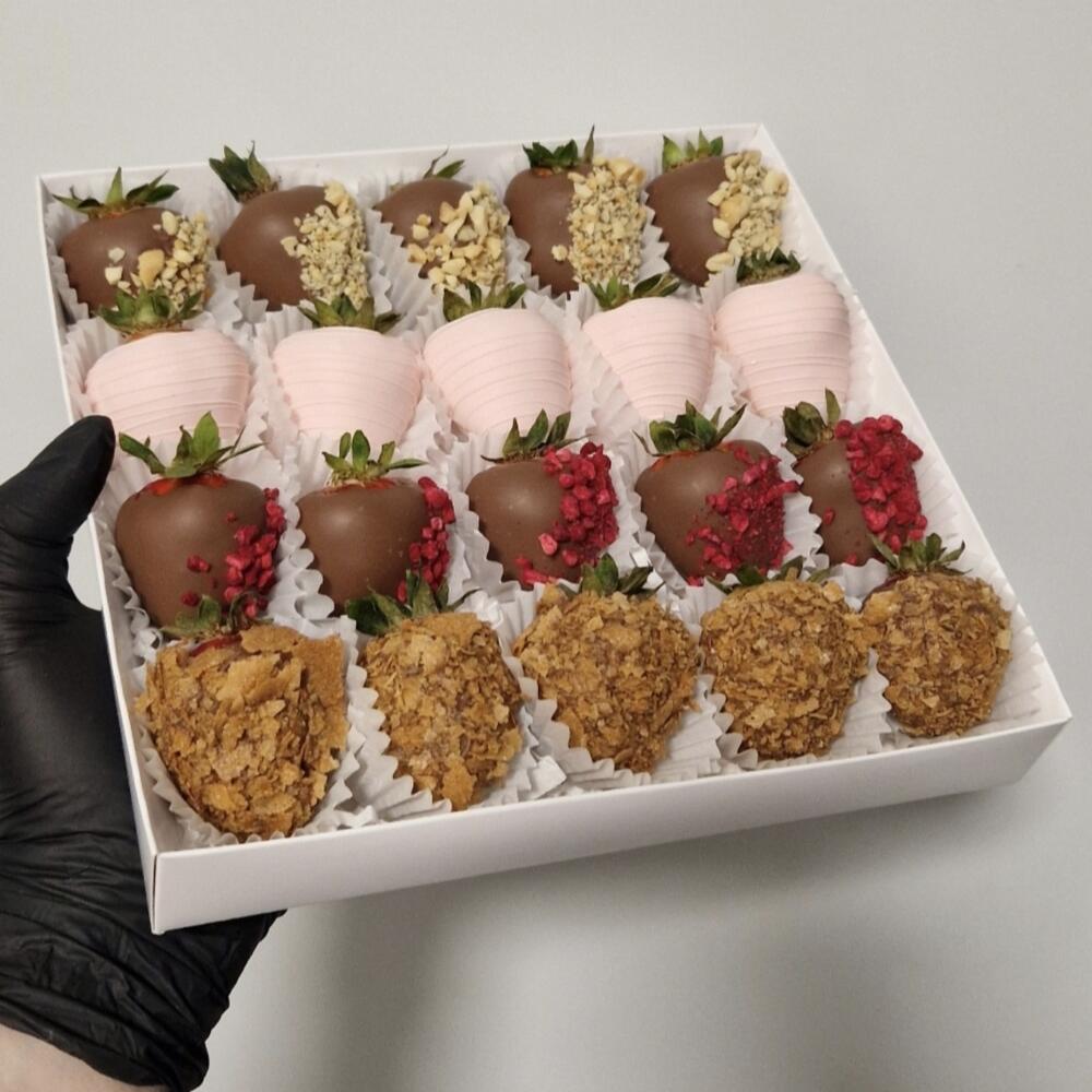 Клубника в шоколаде 🍫 16-25шт Вечер встреч маме/ мамуле/ любимой/ девушке/ жене/ сестре/ коллеге/ подруге — фото 3