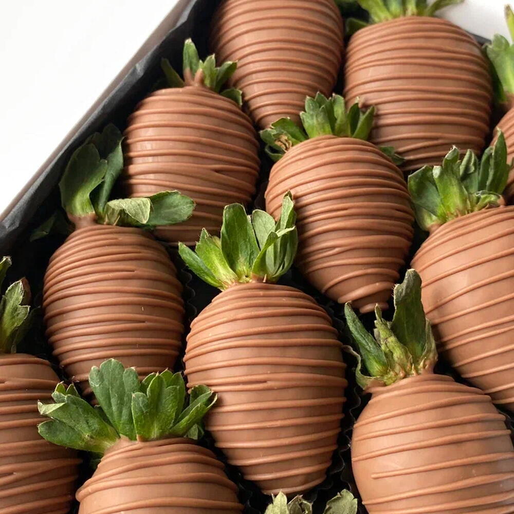 Клубника в шоколаде 12 ягод 🍓« Любимая классика » — фото 6